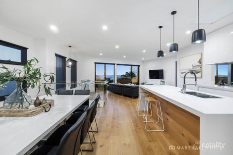 Property photo of 5 Wolfdene Court Mornington VIC 3931