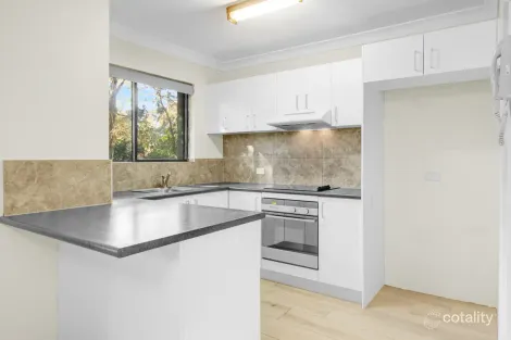 Property photo of 12/2-4 Hindmarsh Avenue North Wollongong NSW 2500