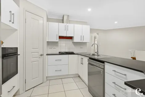 Property photo of 24 Spinnaker Drive Mulambin QLD 4703