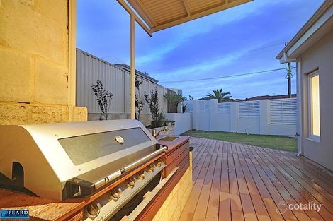 Property photo of 25 Cliff Street Marmion WA 6020