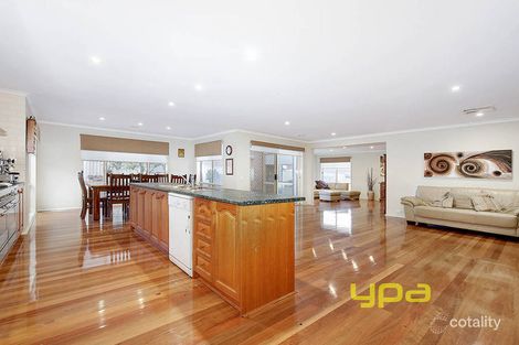 Property photo of 52 Jamieson Terrace Taylors Hill VIC 3037