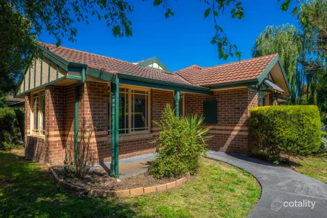 Property photo of 1 Cromwell Street Burwood VIC 3125