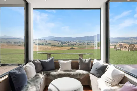 105 School Lane, Merrijig, VIC 3723