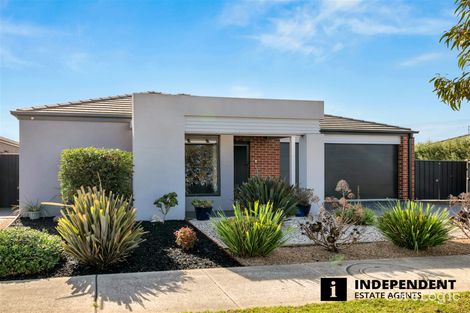 Property photo of 65 Avonbury Circuit Cranbourne West VIC 3977