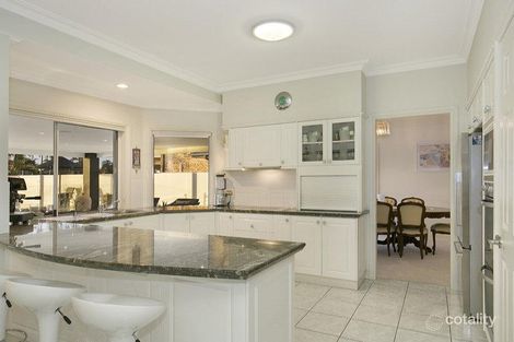 Property photo of 11 Kinsail Court Cleveland QLD 4163