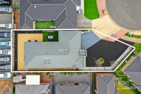 Property photo of 2 Sandra Court Point Cook VIC 3030