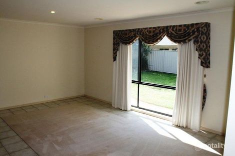 Property photo of 26 Dalton Avenue West Wodonga VIC 3690