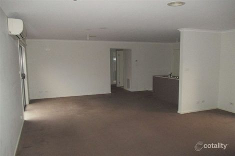 Property photo of 7 Lombardi Close Skye VIC 3977