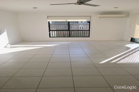 Property photo of 2/13 Moreton Drive Rural View QLD 4740