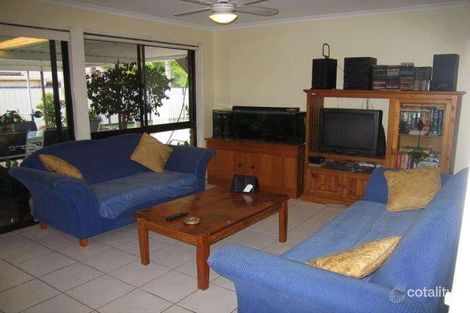 Property photo of 35 Lurnea Crescent Mountain Creek QLD 4557