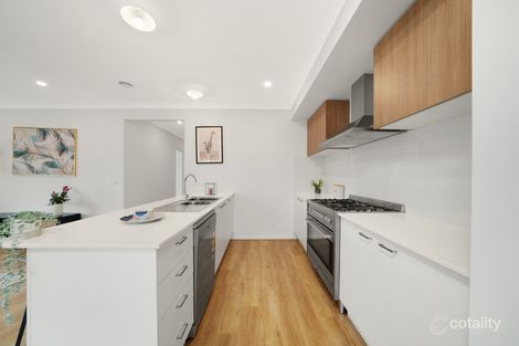 Property photo of 9 Custard Way Manor Lakes VIC 3024