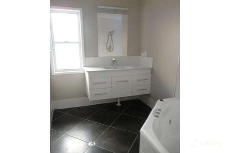 Property photo of 4 Cecile Street Balmoral QLD 4171