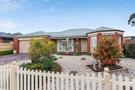Property photo of 17 Marino Court Mornington VIC 3931
