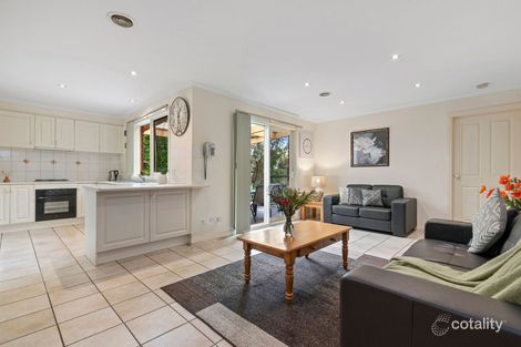 Property photo of 17 Marino Court Mornington VIC 3931