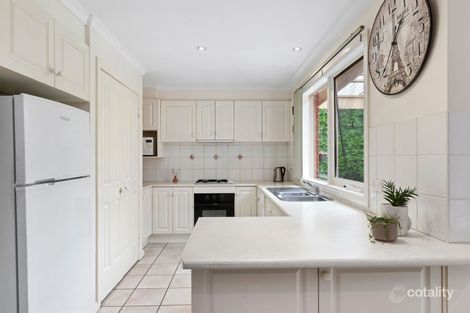 Property photo of 17 Marino Court Mornington VIC 3931