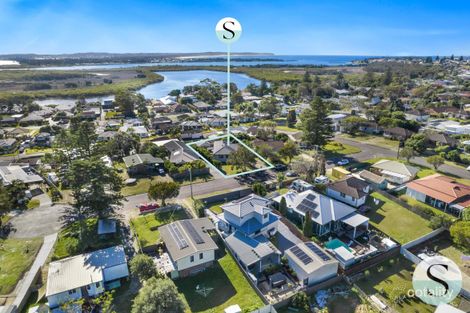 Property photo of 5 Jan Close Caves Beach NSW 2281