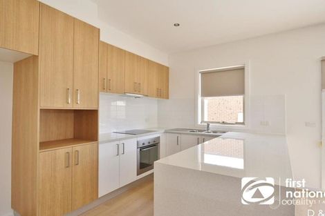 Property photo of 2/4 Adelaide Street St Albans VIC 3021