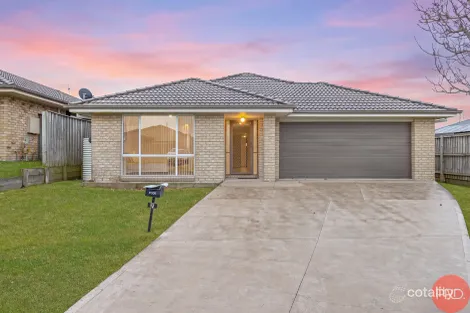 7 Olearia Way, Aberglasslyn, NSW 2320