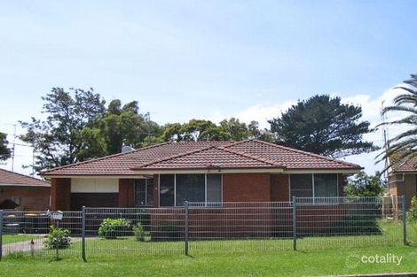 9 Stewart Pl, Barrack Heights, NSW 2528