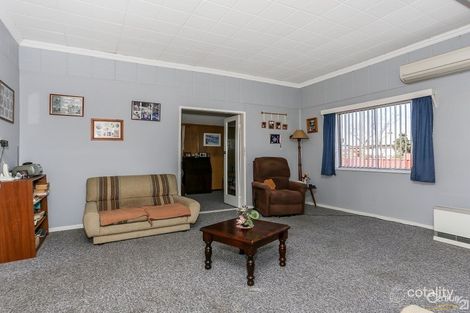 Property photo of 11 Hall Street Weston NSW 2326