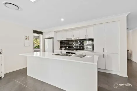 Property photo of 3 Carramar Drive Lilli Pilli NSW 2536