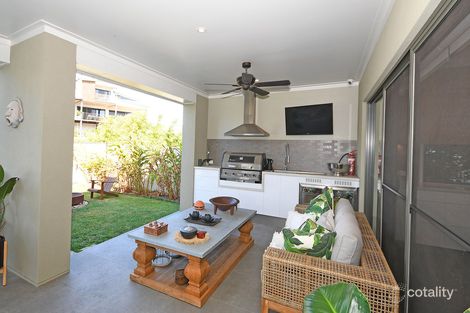 Property photo of 288 Esplanade Pialba QLD 4655