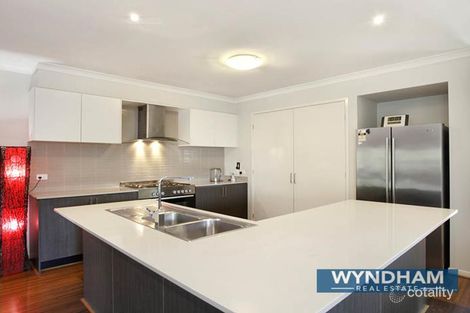 Property photo of 55 Eltham Parade Manor Lakes VIC 3024