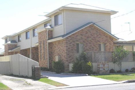 Property photo of 2/22 Bourke Street Adamstown NSW 2289