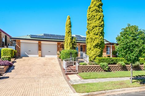 17 Cedrella Cres, Warabrook, NSW 2304