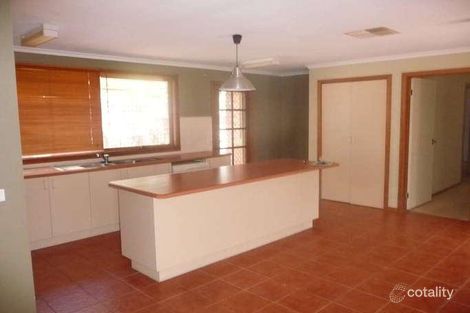 Property photo of 3 Seine Close Werribee VIC 3030