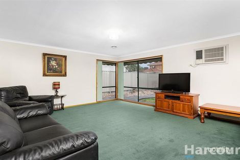 Property photo of 5 Peyton Drive Mill Park VIC 3082