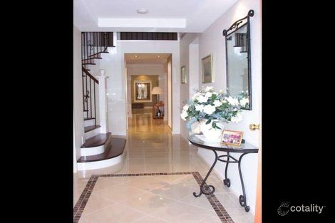 Property photo of 203 Cairnlea Drive Cairnlea VIC 3023