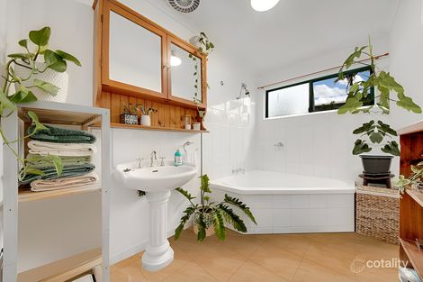 Property photo of 12 Bembooka Close Glen Eden QLD 4680