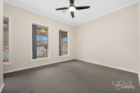 Property photo of 24 Walhalla Drive Eynesbury VIC 3338