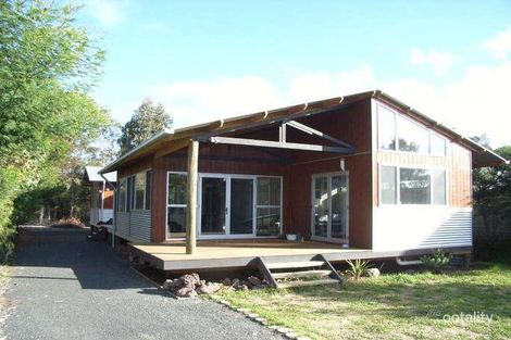 9 Ti Tree Dr, Cowes, VIC 3922