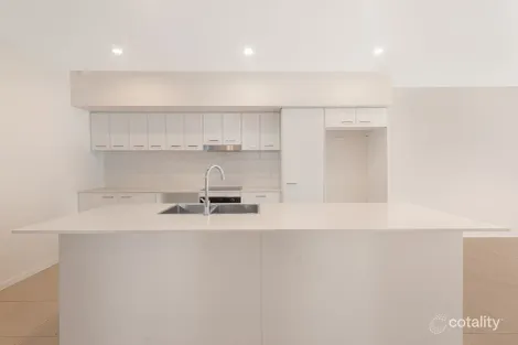 Property photo of 203/5 Spring Street Sippy Downs QLD 4556