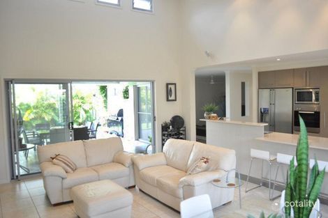 Property photo of 6 William Avenue Yamba NSW 2464