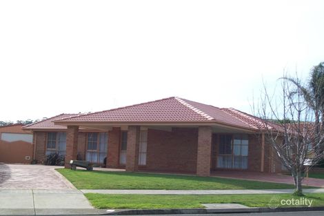 Property photo of 18 Denver Drive Narre Warren VIC 3805