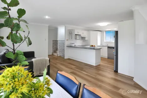 Property photo of 2 Beachside Court Sapphire Beach NSW 2450