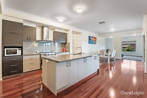 Property photo of 10 Kinkora Crescent South Morang VIC 3752