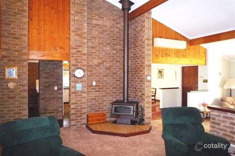 Property photo of 9 Anthill Road Roleystone WA 6111