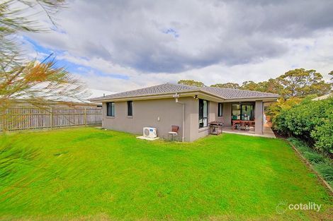 Property photo of 5 Whipbird Circuit Victoria Point QLD 4165