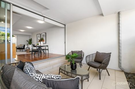Property photo of 3/8-12 Macquarie Street Teneriffe QLD 4005