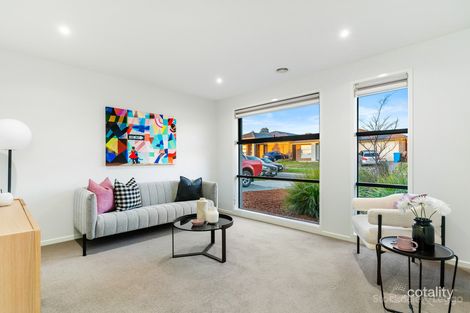 Property photo of 6 Goodenia Loop Cranbourne West VIC 3977