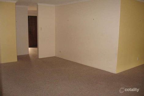 Property photo of 18 Broadhurst Crescent Bateman WA 6150