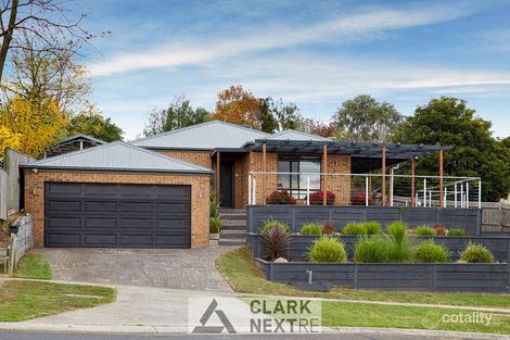 Property photo of 12 Walker Drive Drouin VIC 3818
