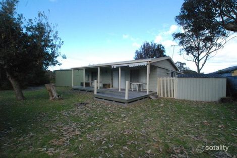 5 Centre Rd, Loch Sport, VIC 3851