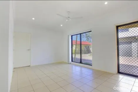 Property photo of 1/1339 Riverway Drive Kelso QLD 4815