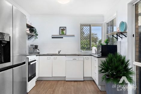 Property photo of 70 Bottlebrush Drive Regents Park QLD 4118
