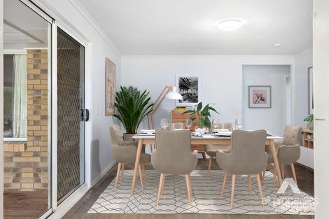 Property photo of 70 Bottlebrush Drive Regents Park QLD 4118